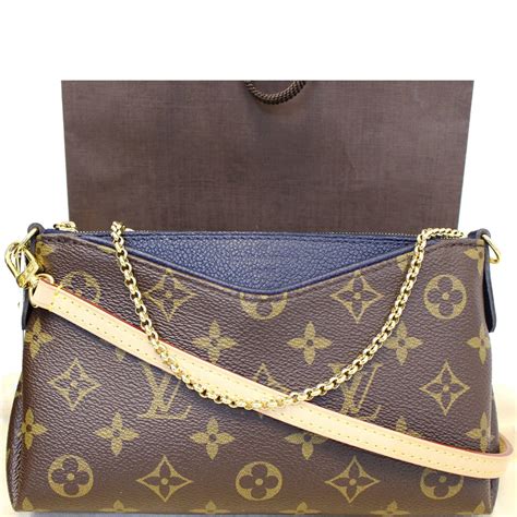 louis vuitton clutches for women.